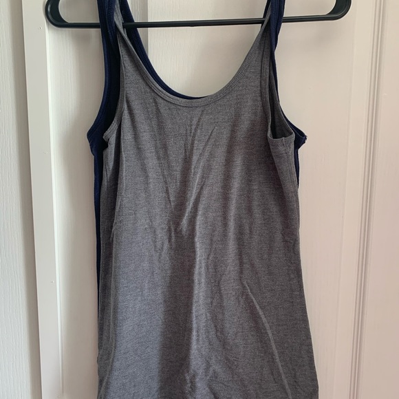 2 camis - Picture 2 of 2